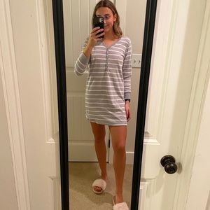 Gray and White Long-Sleeve Nightgown